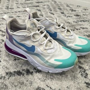 Nike 270 react